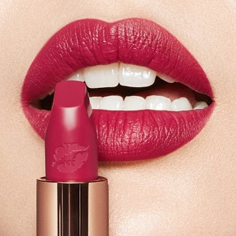 Charlotte Tilbury - Hot Lips 2 Lipstick - Amazing Amal