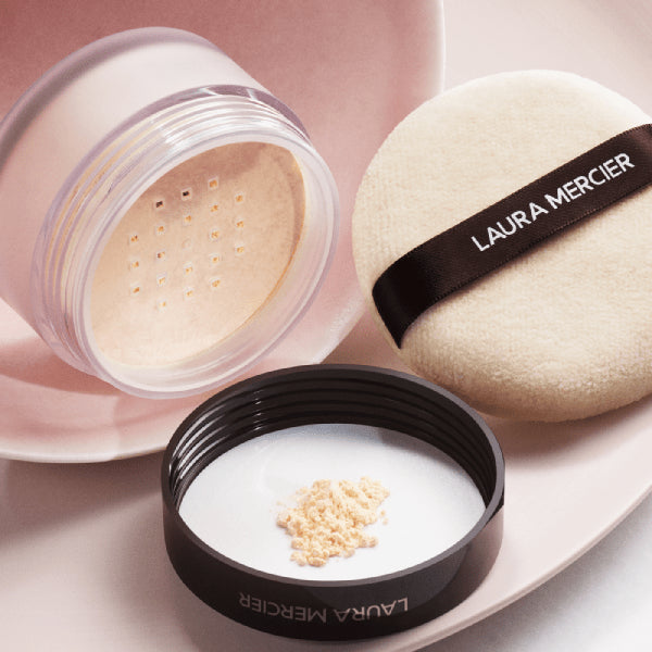 LAURA MERCIER - Translucent Loose Setting Powder In Pakistan