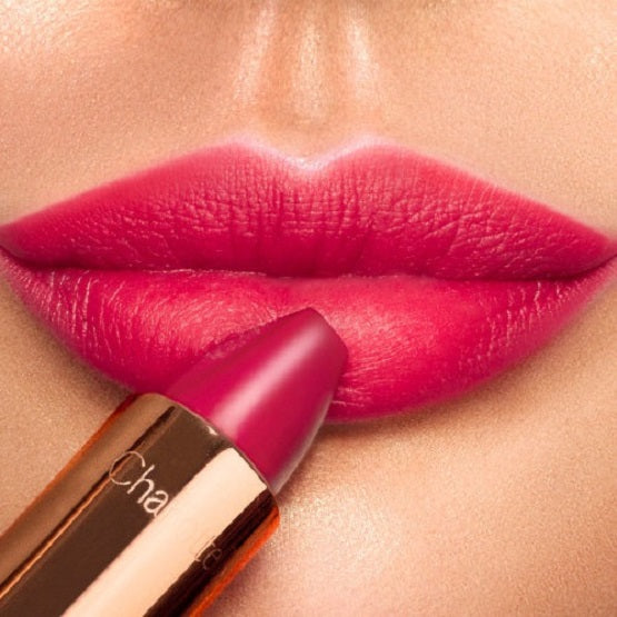 CHARLOTTE TILBURY - Matte Revolution Lipstick - Gracefully Pink